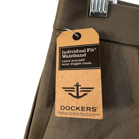 Dockers Signature Khaki Flat Front D3 Classic Fit Pants Tan Size 32 x 32 New - Picture 5 of 7